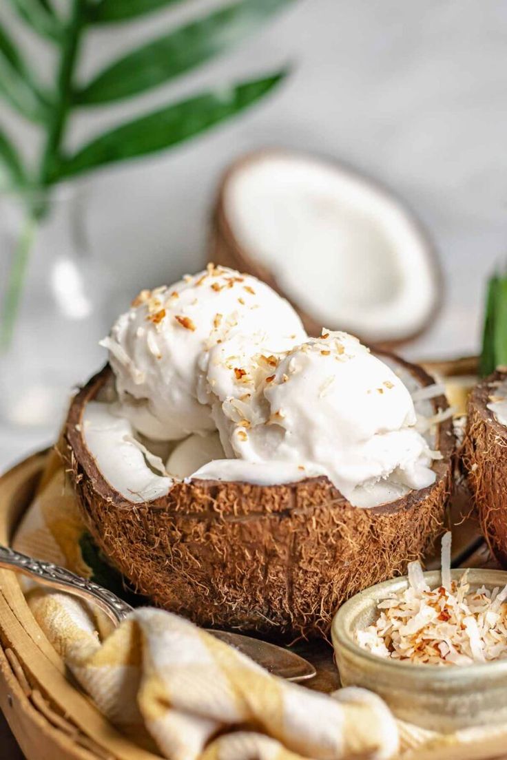 Coconut icecream from scratch