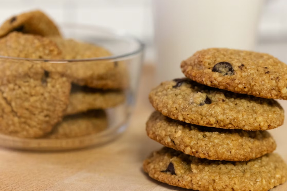 Oatmeal -cookies -made with -banana- oats- and raisins.