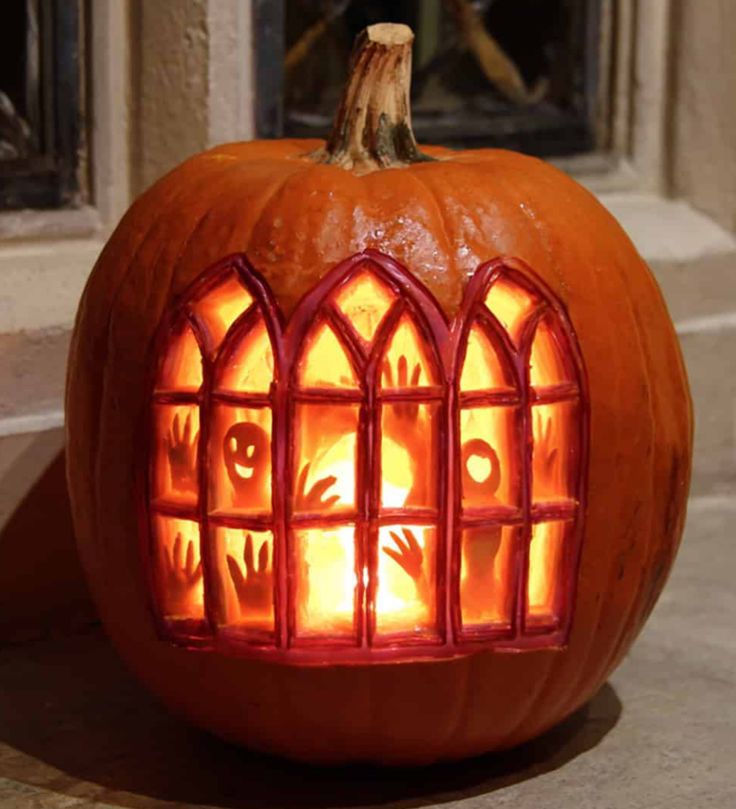 Halloween pumpkin carving 