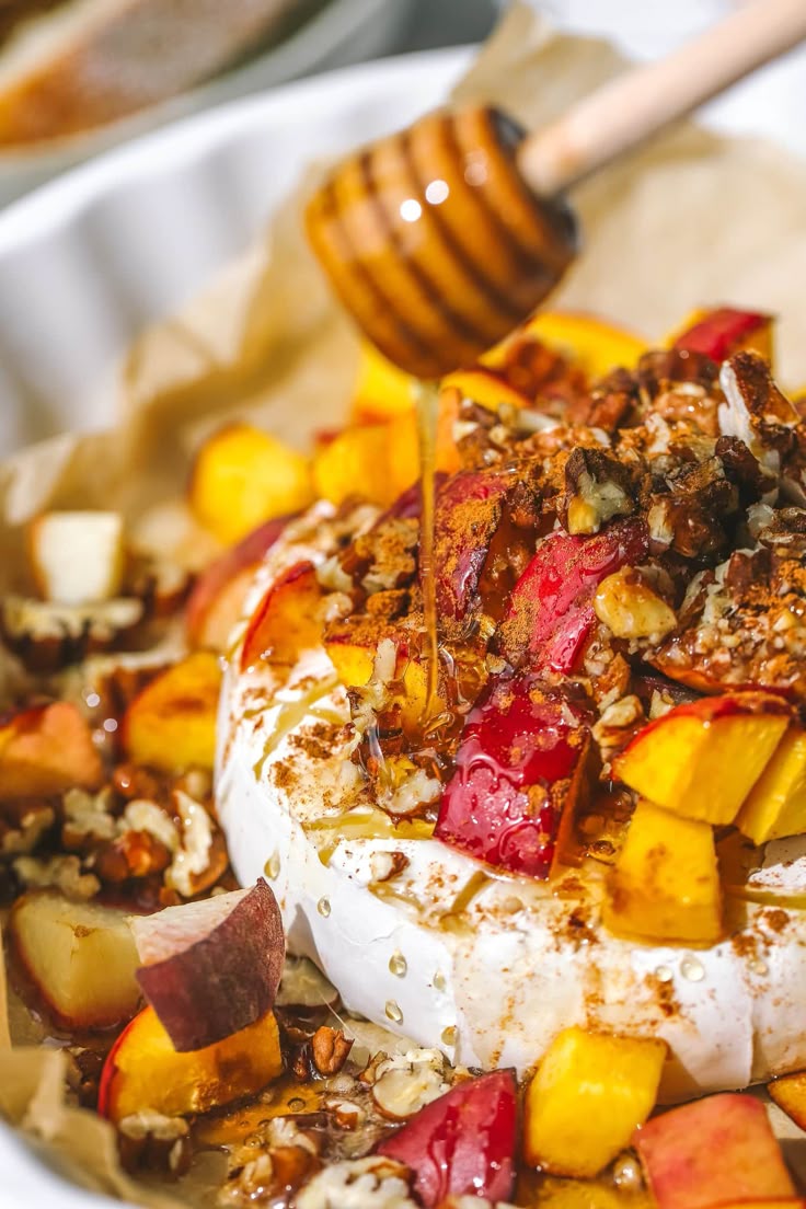 Easy Baked Brie Recipes And Appetizers Ideas