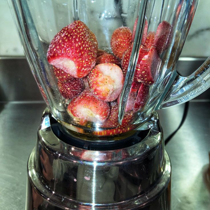 Strawberry ice cream 