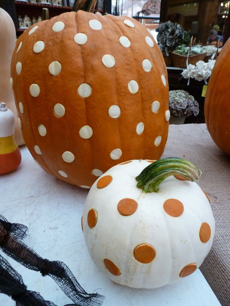 Halloween pumpkin carving 