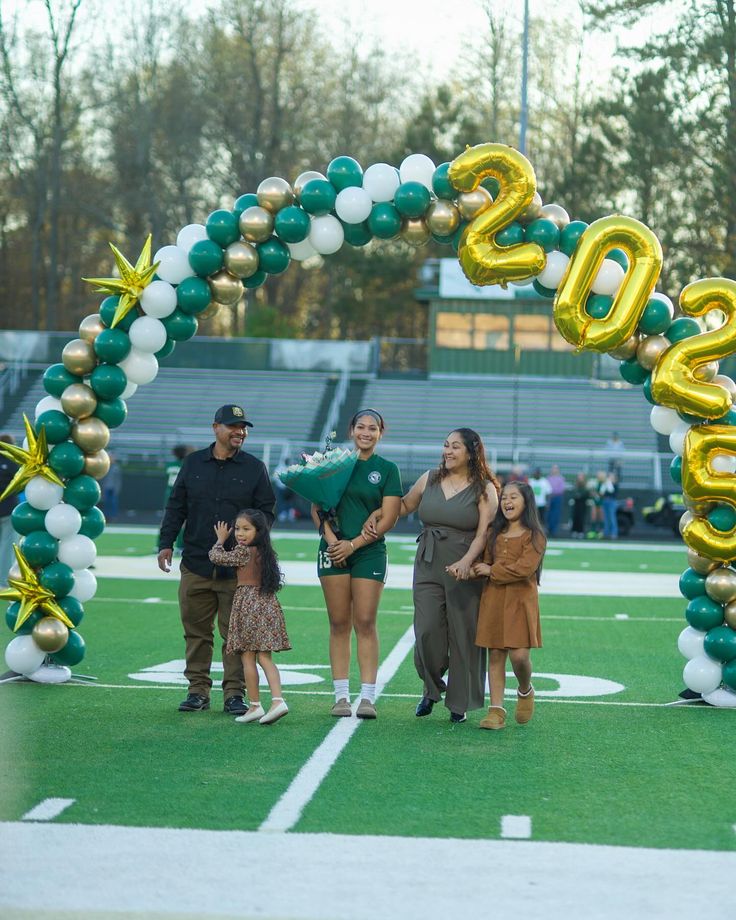 Homecoming float ideas 