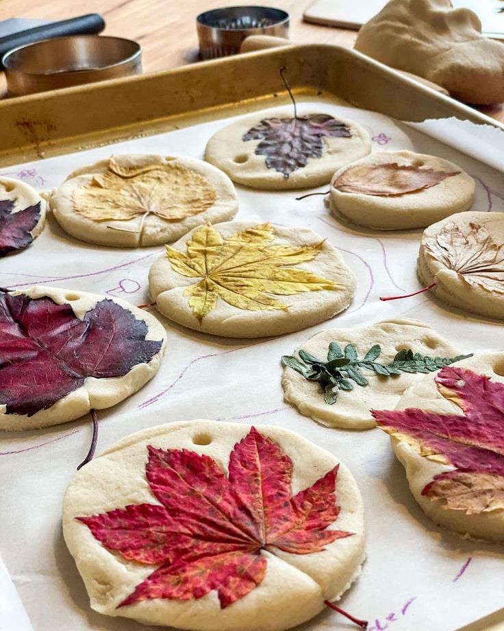 Kindergarten fall crafts