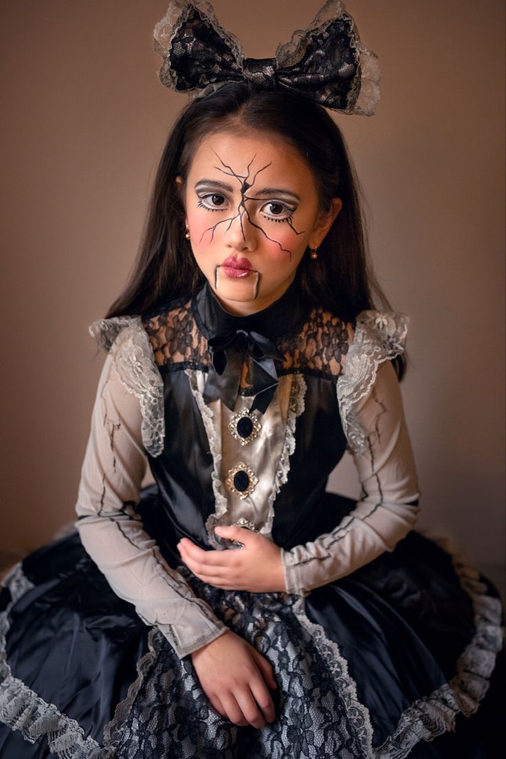 easy halloween makeup & costume ideas