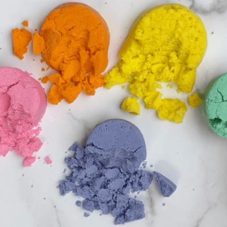 kinetic sand sensory bin ideas