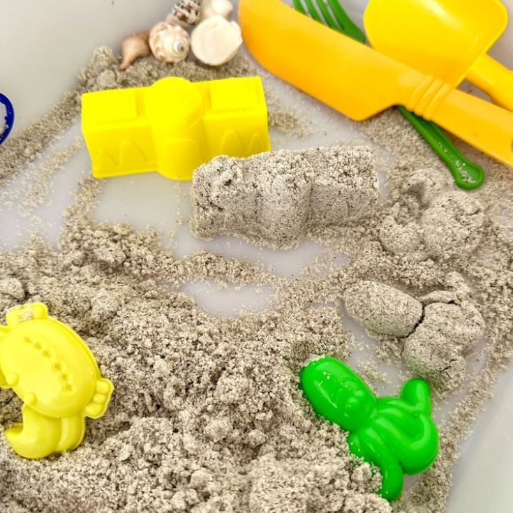 kinetic sand sensory bin ideas