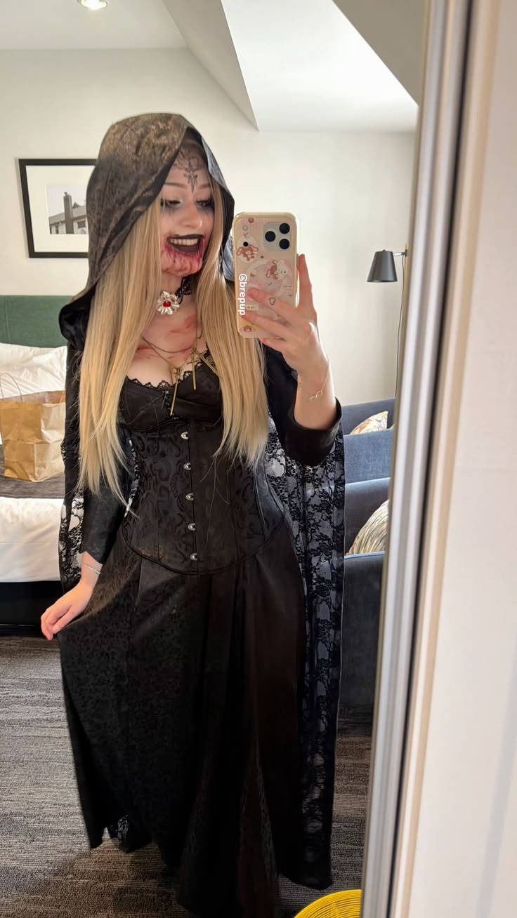 easy halloween makeup & costume ideas